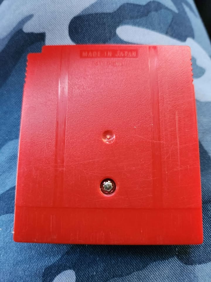 Authentic original Pokemon Red for Game Boy - photo 2