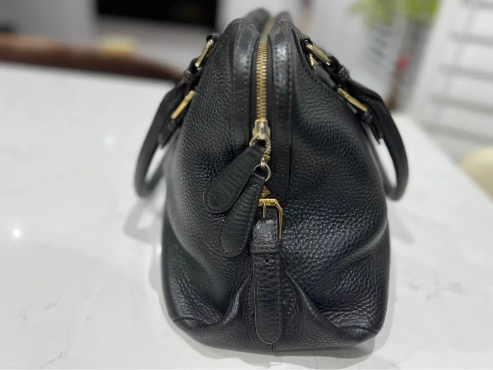 MCM leather handbag image indicator(4)