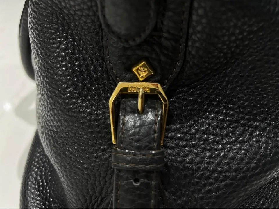 MCM leather handbag image indicator(5)