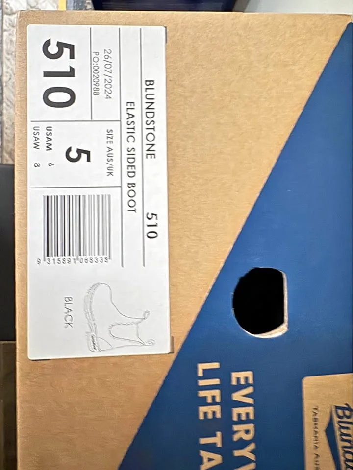 Blundstones women size 8 thumbnail