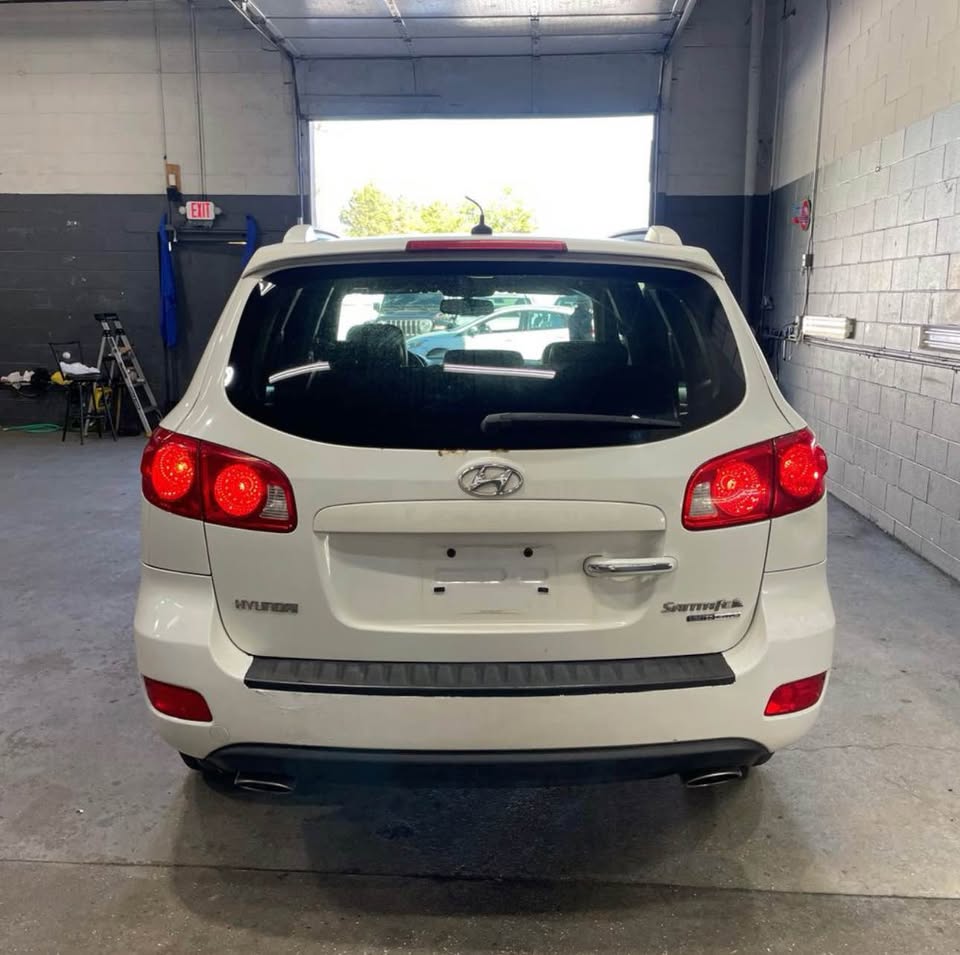 2008 Hyundai Santa Fe · Limited Ultimate Sport Utility 4D - photo 4