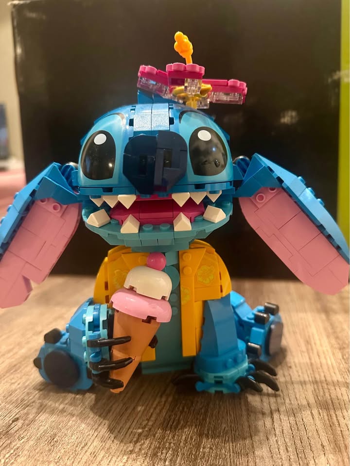 LEGO Disney Stitch - photo 2