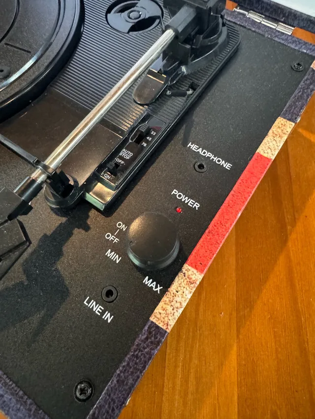 Victrola Record Player image indicator(2)