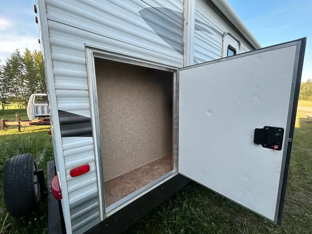 2011 Palomino 31 foot bhss image indicator(3)