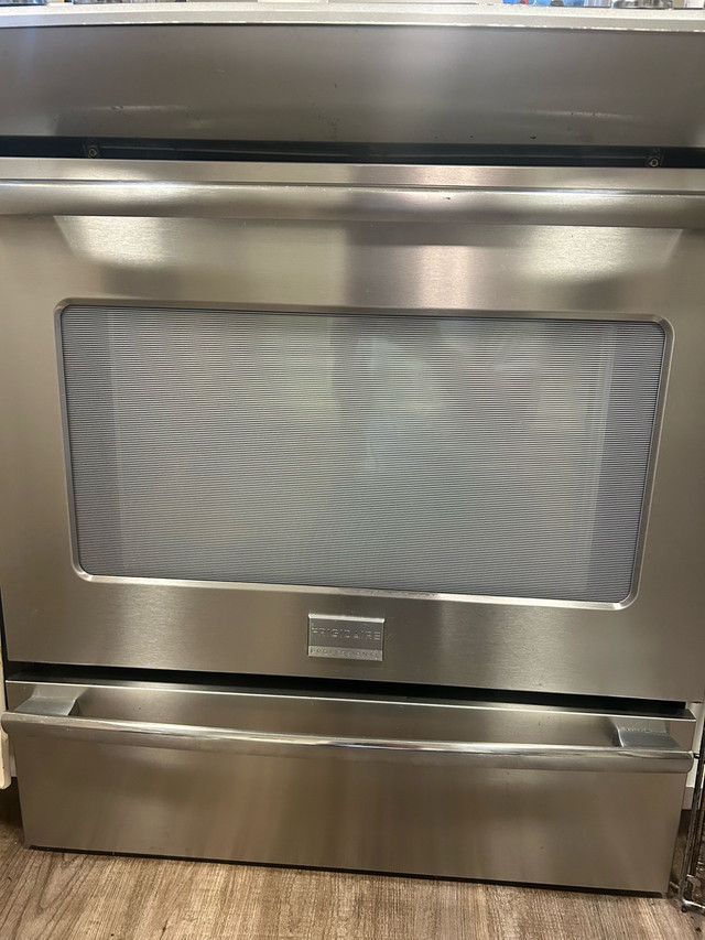 Frigidaire gallery duel fuel slide in range