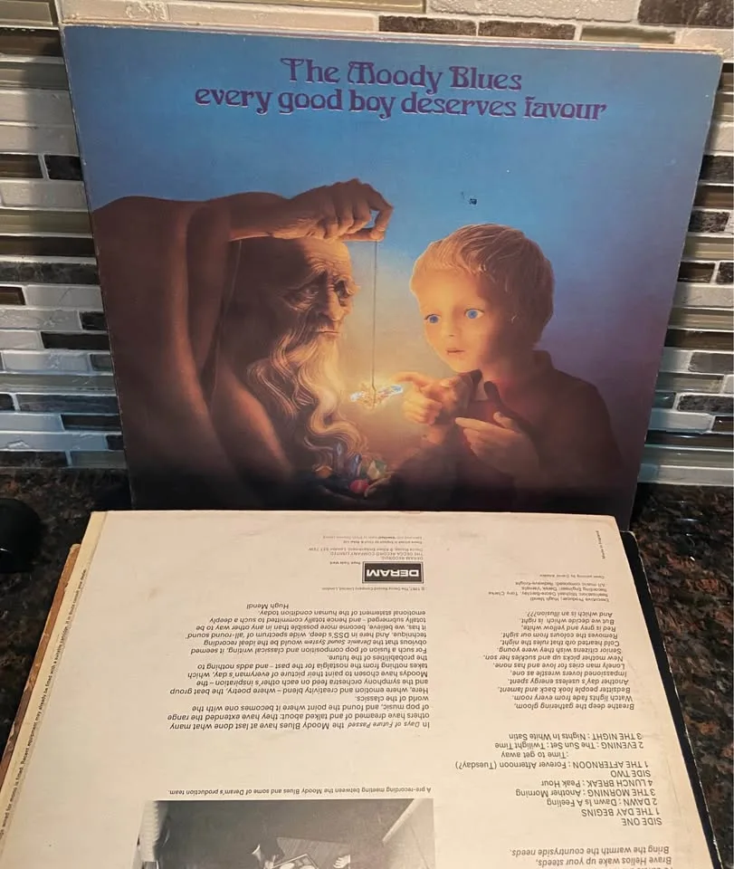 Moody Blues OG Vinyl RIP John Lodge image indicator(8)