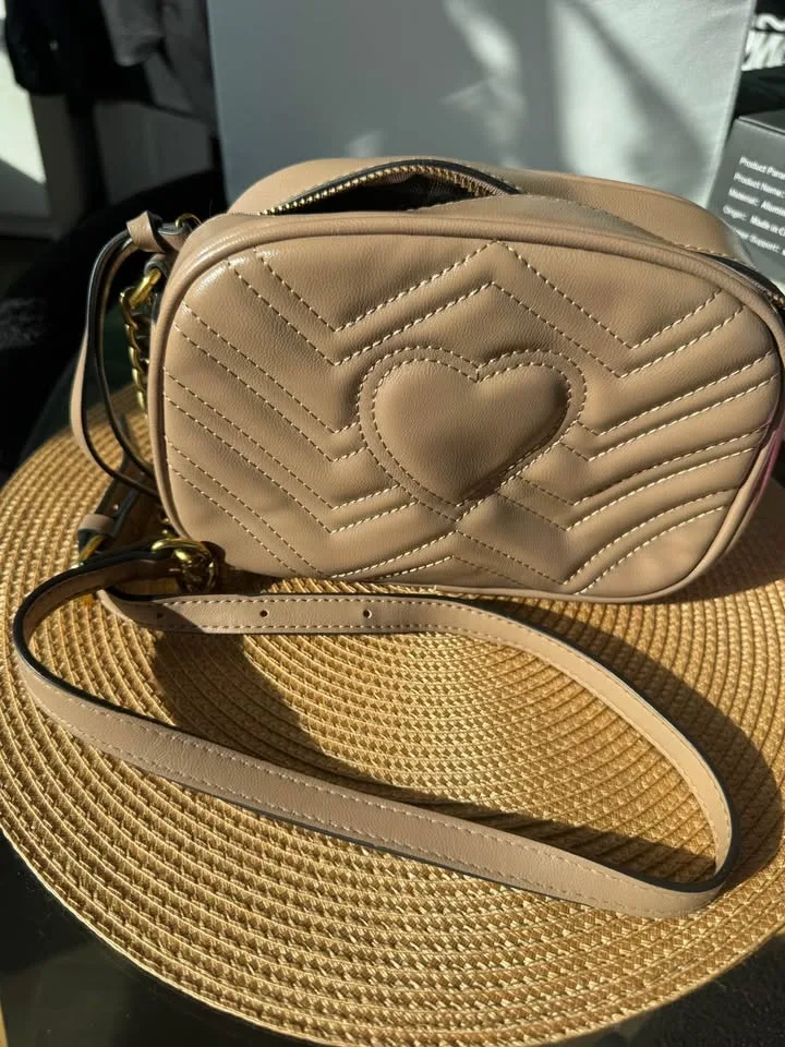 GG Marmont Taupe image indicator(2)