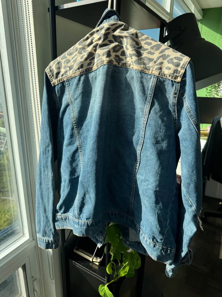 Forever 21 Denim Jacket - photo 3