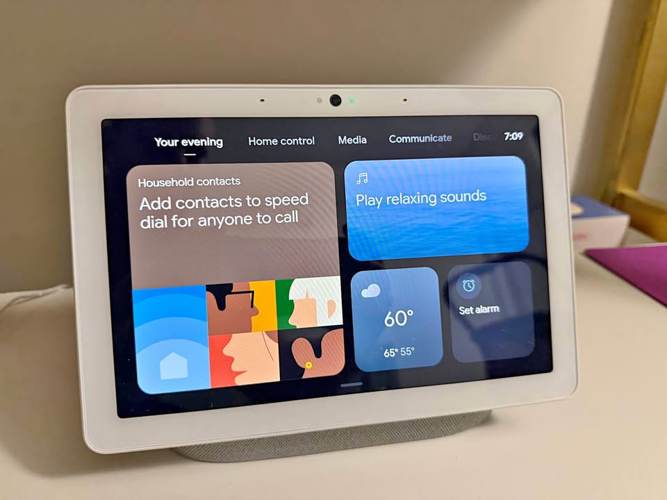 Google Nest Hub Max