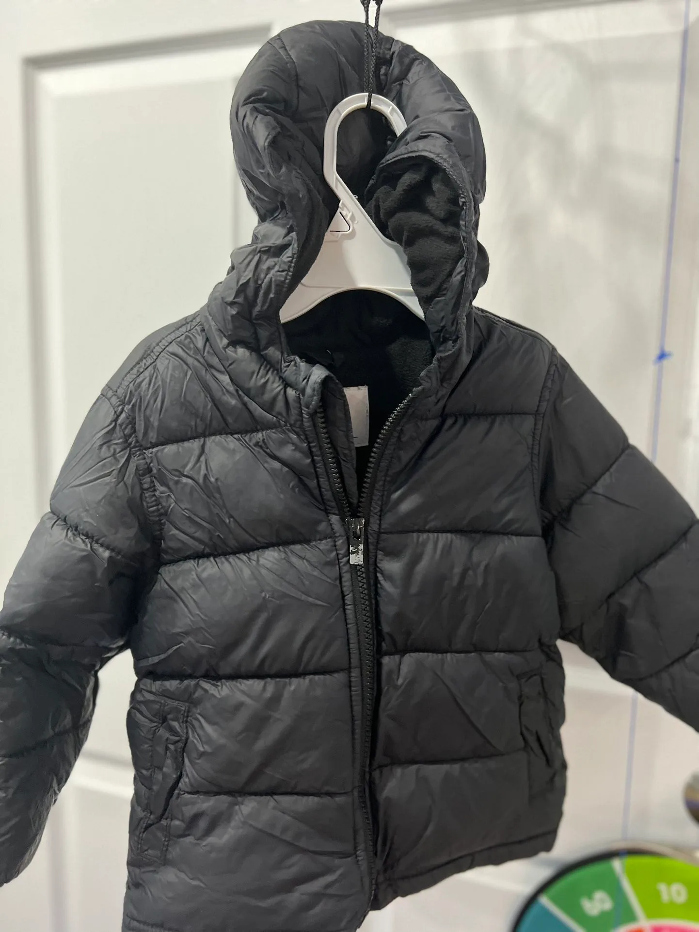 Two 2T Toddler Jackets / Dos Chaquetas 2T thumbnail