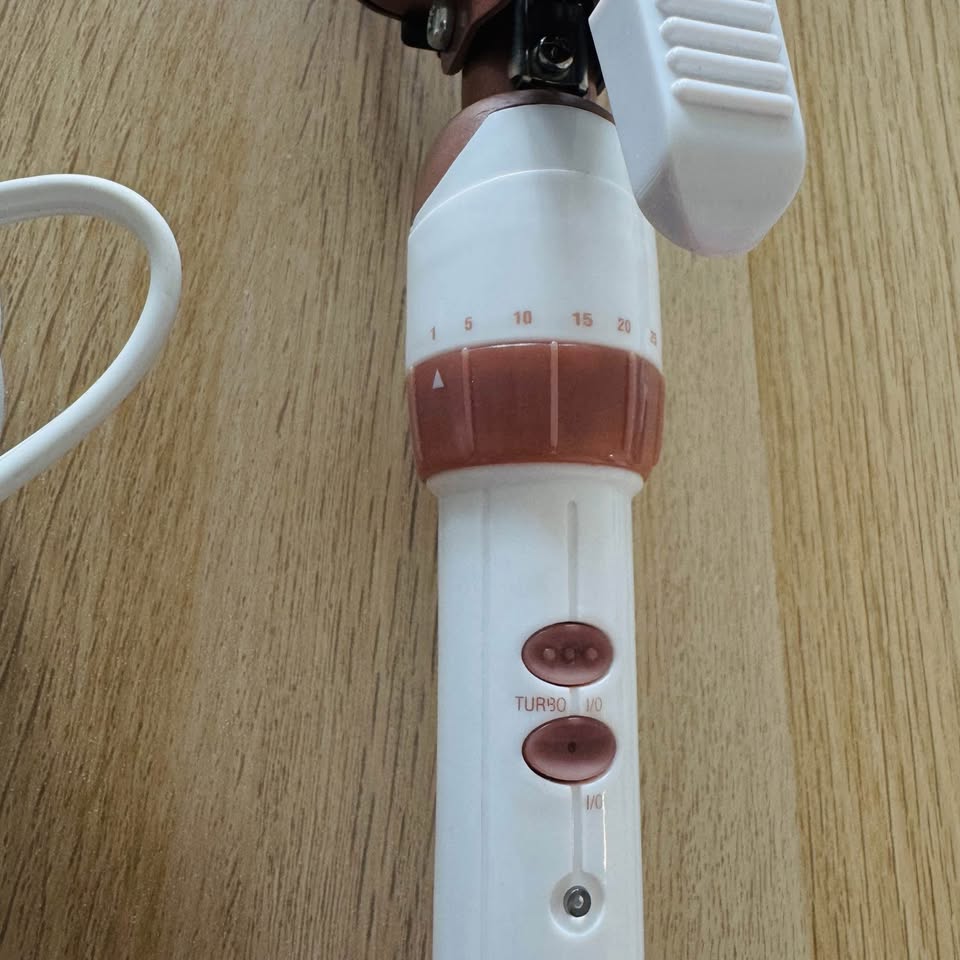 Conair Hair Curler - photo 2