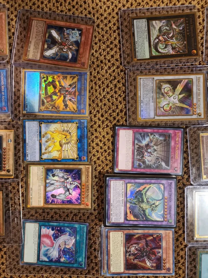 YU-GI-OH - SEALED+SINGLES - 40% DISCOUNT image indicator(8)