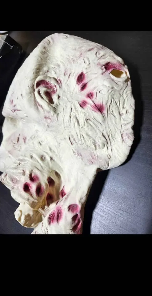 Halloween mask scary adult image indicator(2)