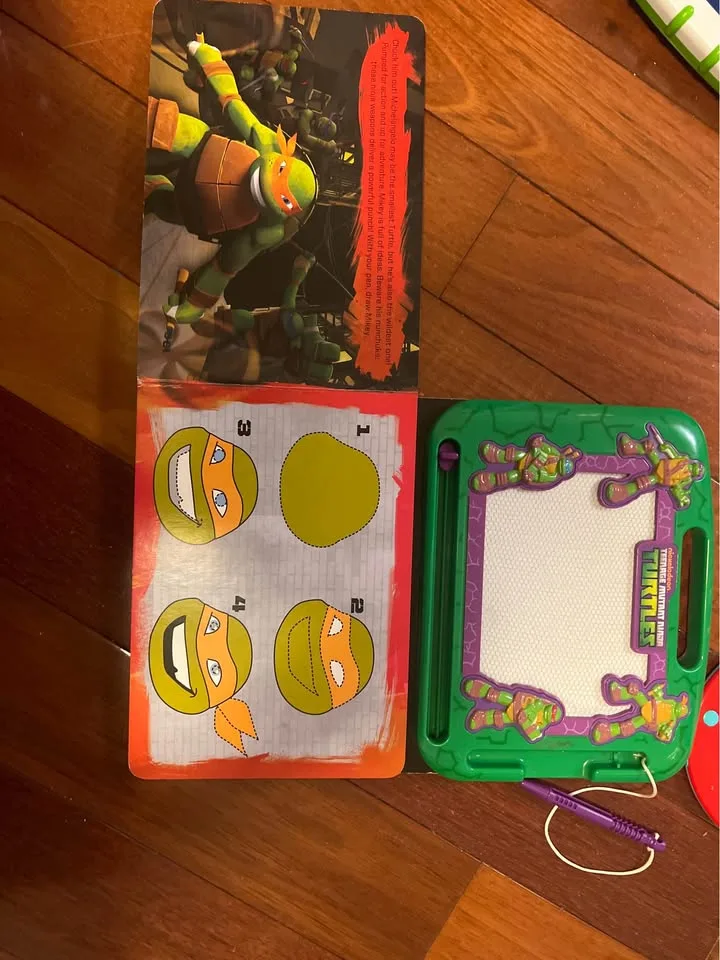 TMNT Magna Doodle & Book Set image indicator(2)