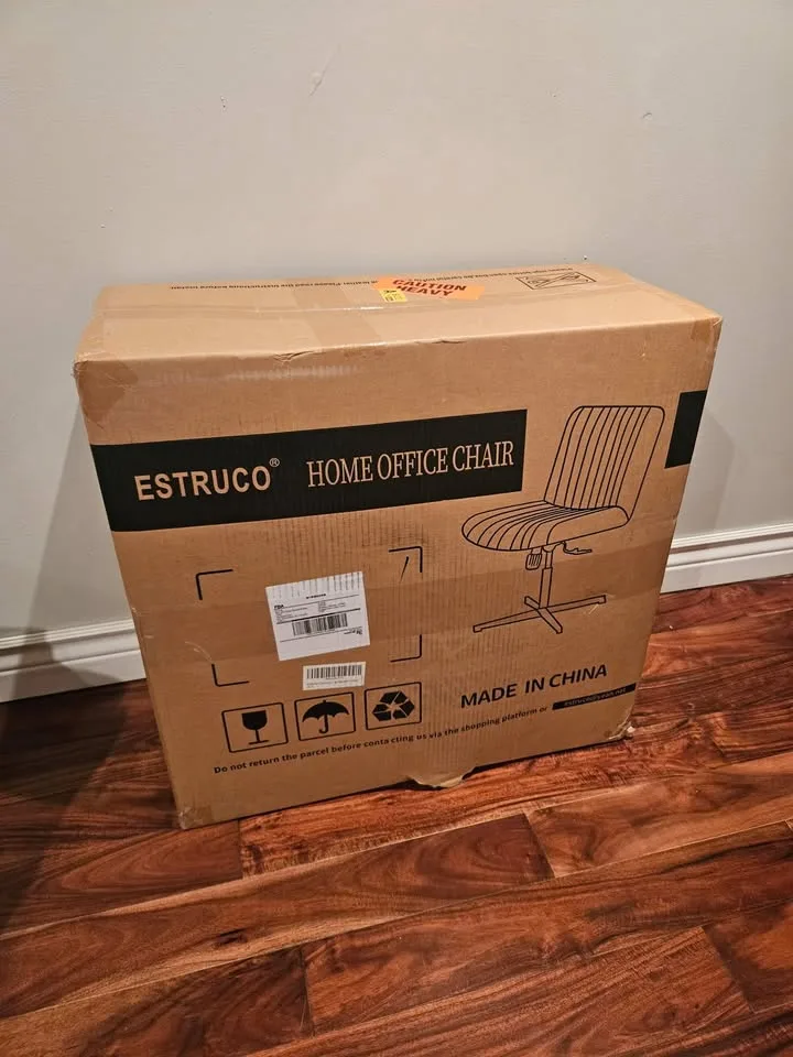 BNIB SEALED BEIGE ROLLING OFFICE CHAIR image indicator(3)