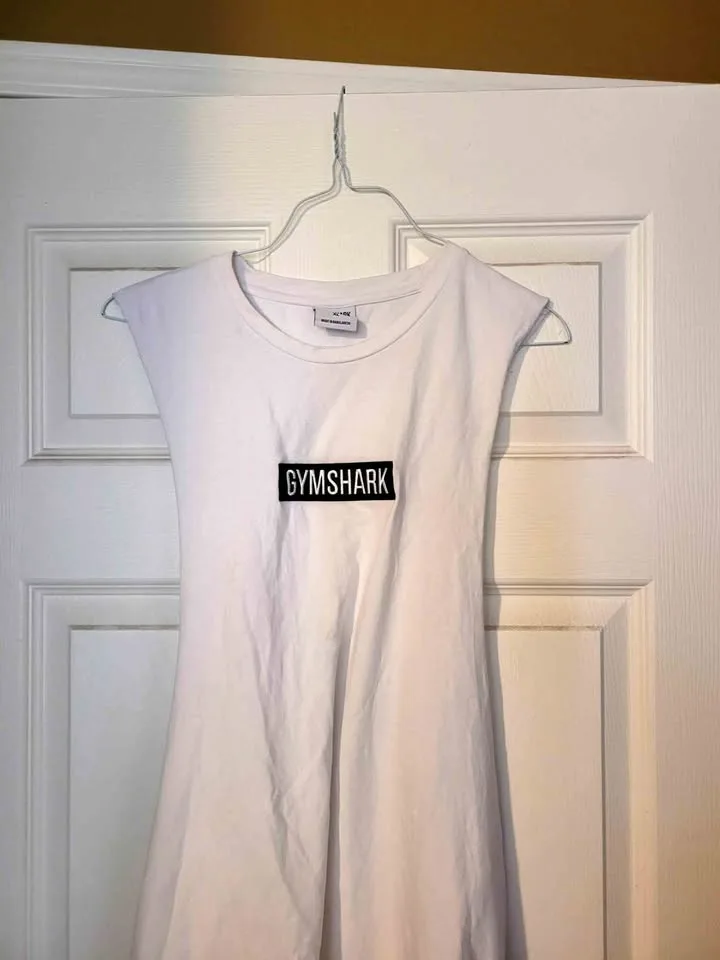 GYMSHARK tanktop thumbnail