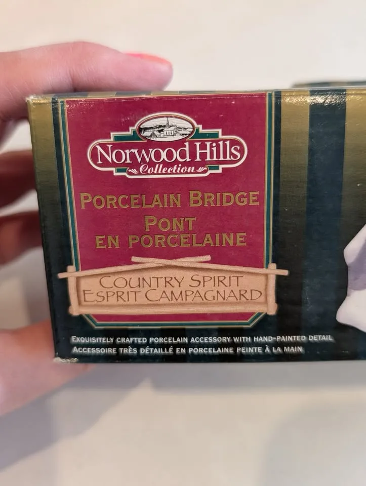 Norwood Hills Country Spirit Porcelain Bridge 51-7219-8 image indicator(2)