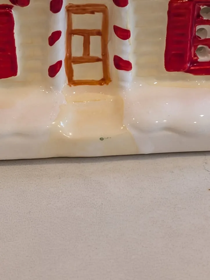 Christmas Village Ceramic House Tealight lit image indicator(2)