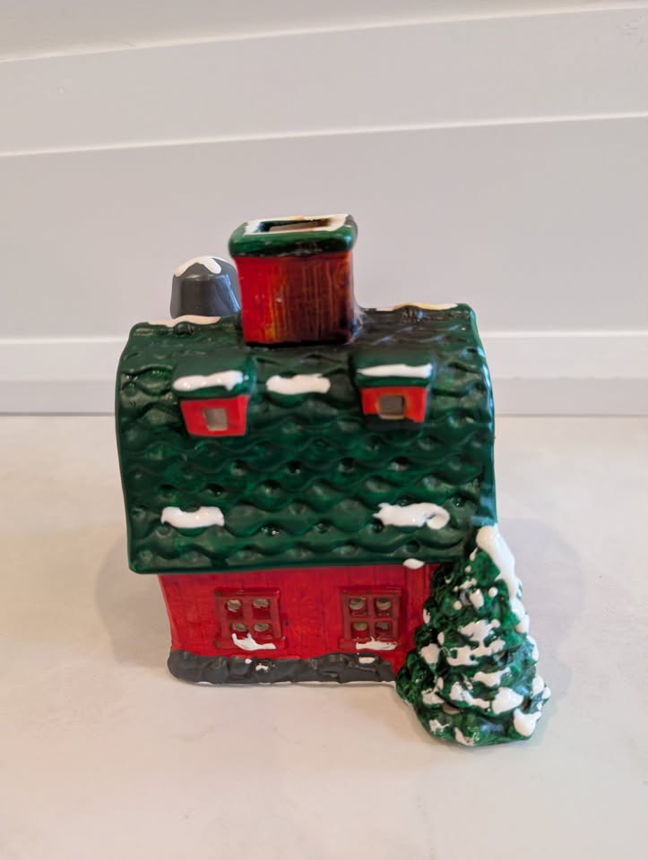 Christmas Village Ceramic Red Barn Tealight lit - photo 3