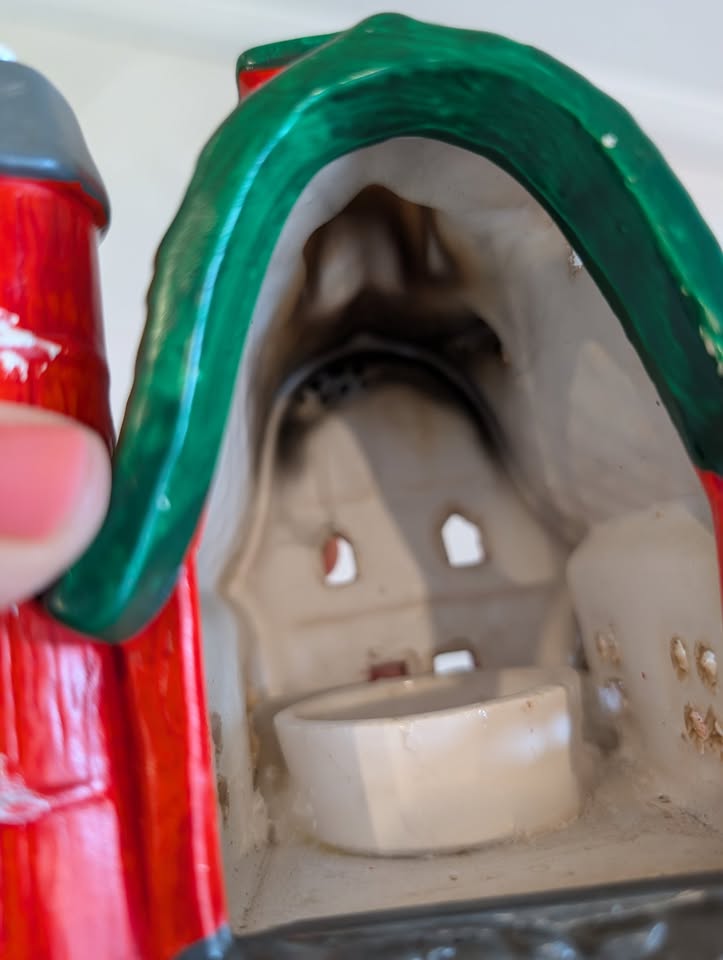 Christmas Village Ceramic Red Barn Tealight lit - photo 5