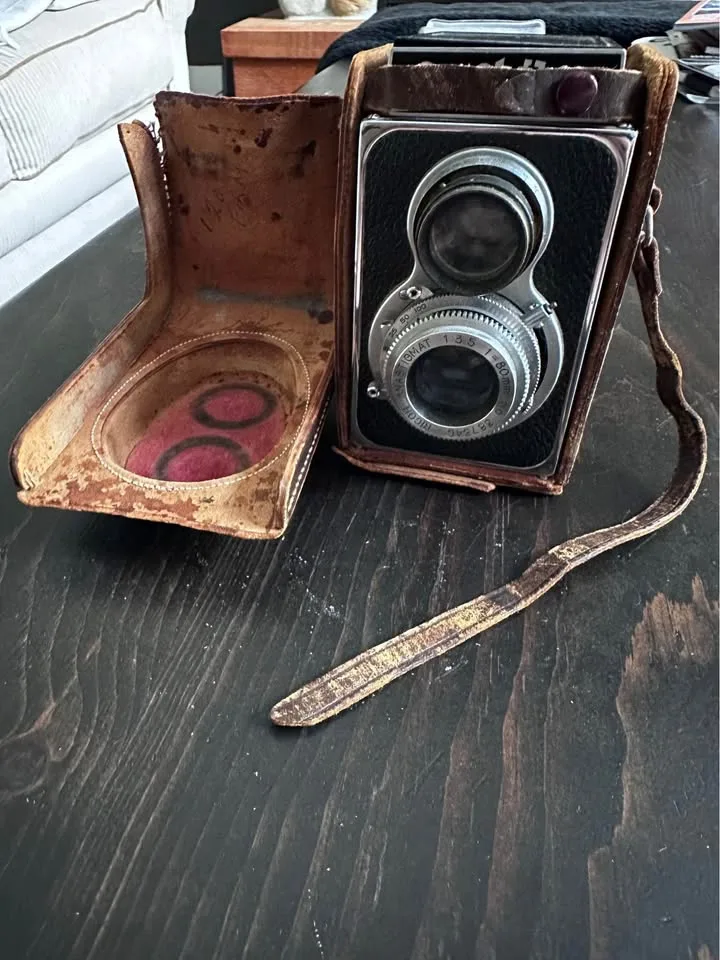 Ricohflex III Camera image indicator(8)