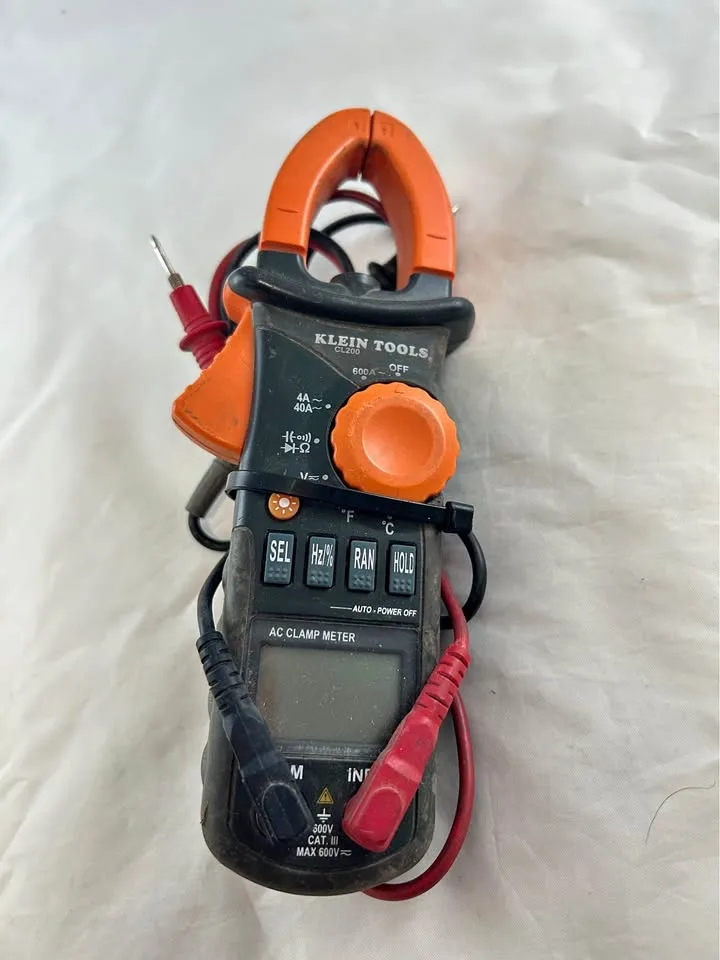 Klein Tools CL200 AC Clamp Meter thumbnail