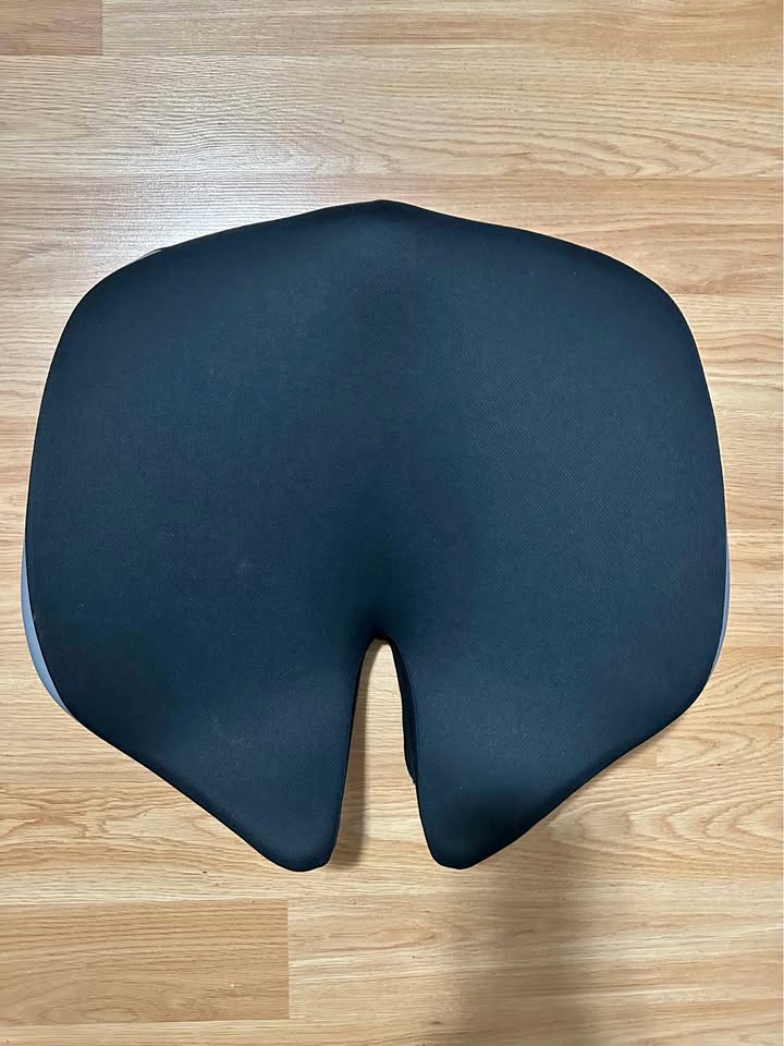 Seat cushion