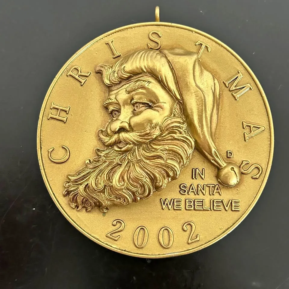Vintage Hallmark 2002 Christmas Medallion thumbnail