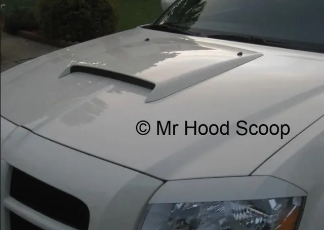 Dodge Magnum Hood Scoop image indicator(2)