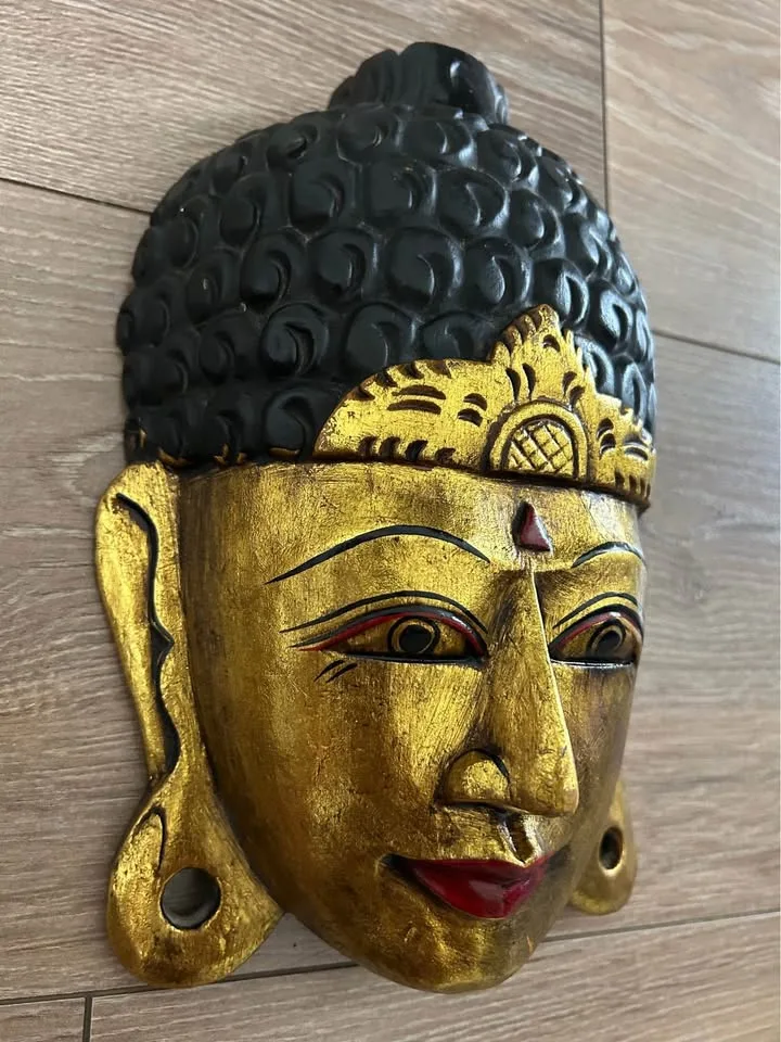 Hand-Painted Buddha Face Wall Mask – Gold & Black Wood Art 8” image indicator(3)