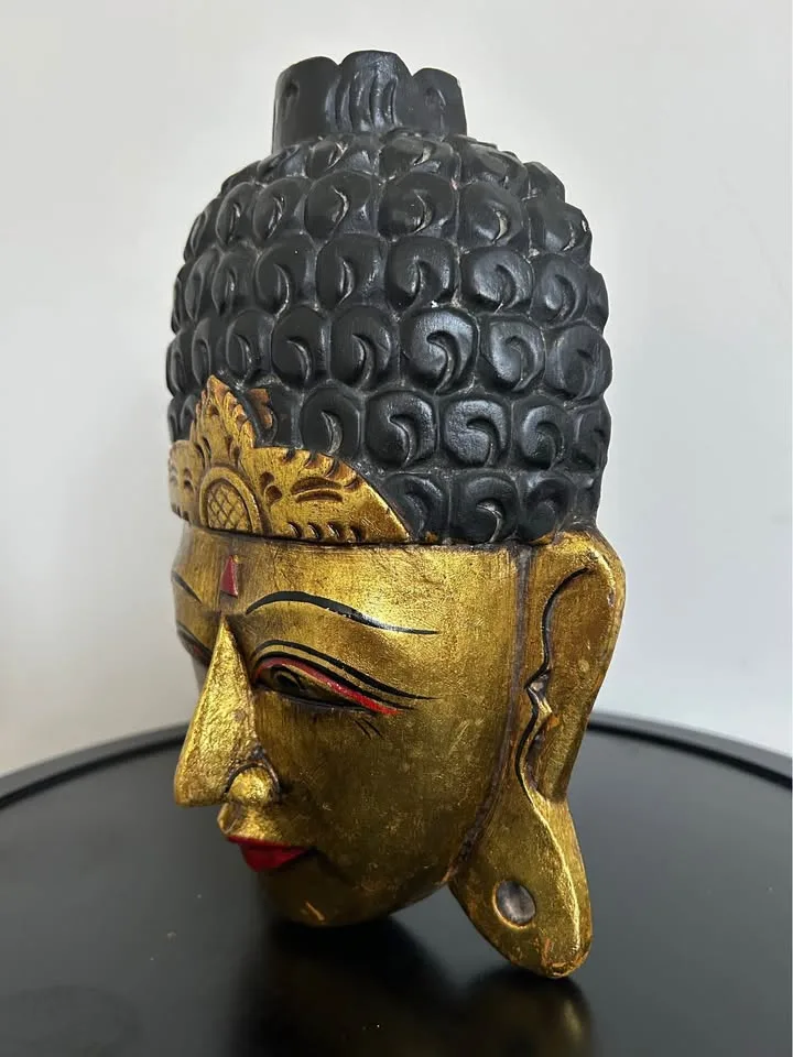 Hand-Painted Buddha Face Wall Mask – Gold & Black Wood Art 8” image indicator(10)