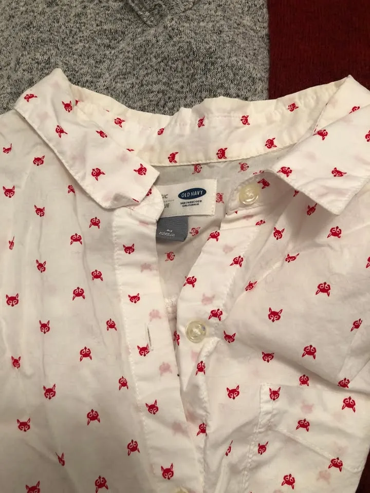 Size M Clothing Lot image indicator(6)