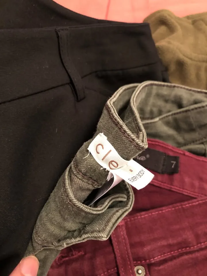 Size M Clothing Lot image indicator(8)