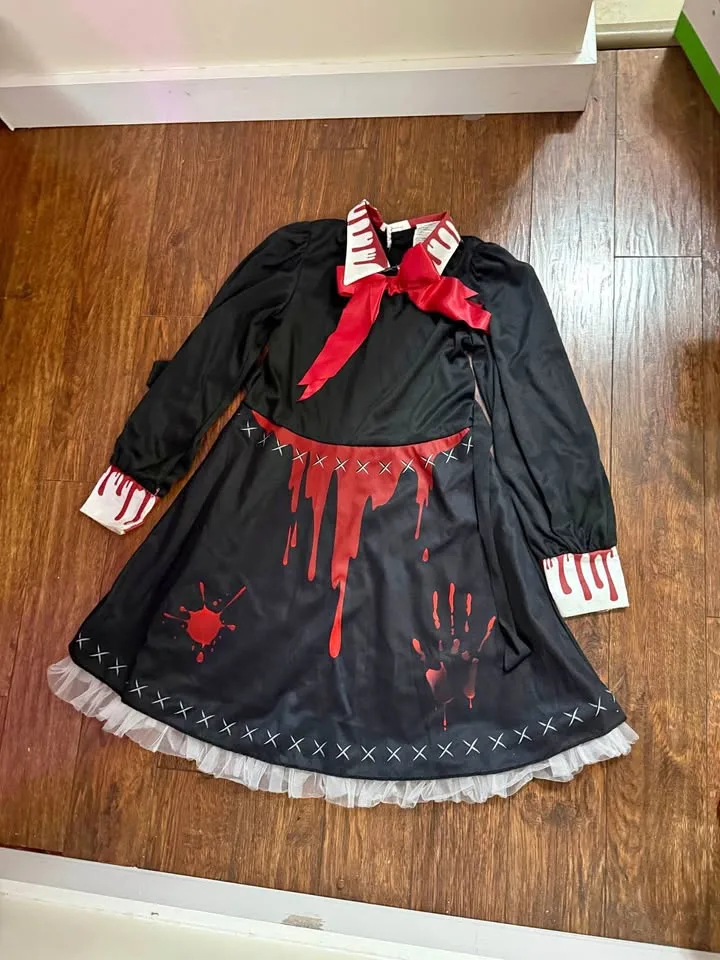 Bloody dress thumbnail