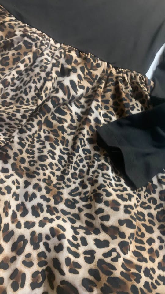 🐾 Chic Leopard Print Long-Sleeve Dress - Bubble Hem! - photo 2