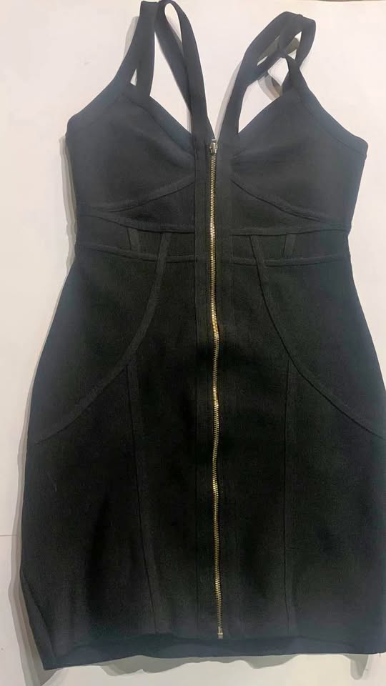 🖤 Chic Black Bandage Mini Dress with Gold Zipper 🖤