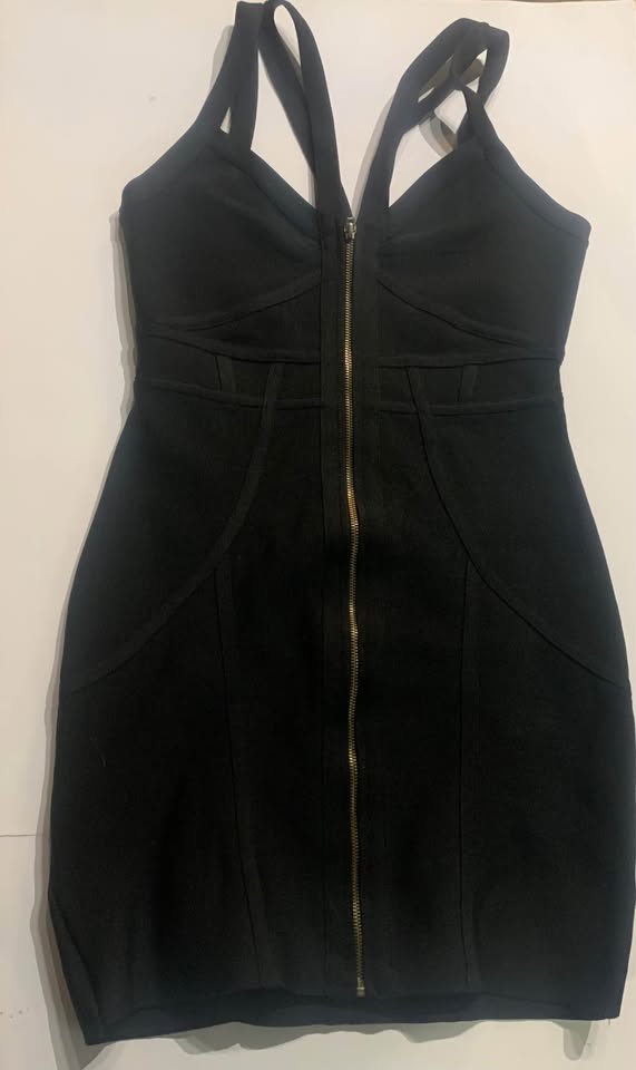 🖤 Chic Black Bandage Mini Dress with Gold Zipper 🖤 - photo 4