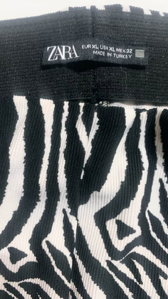 FOR SALE: Stand out in these chic Zara zebra pants! 🦓 - photo 2