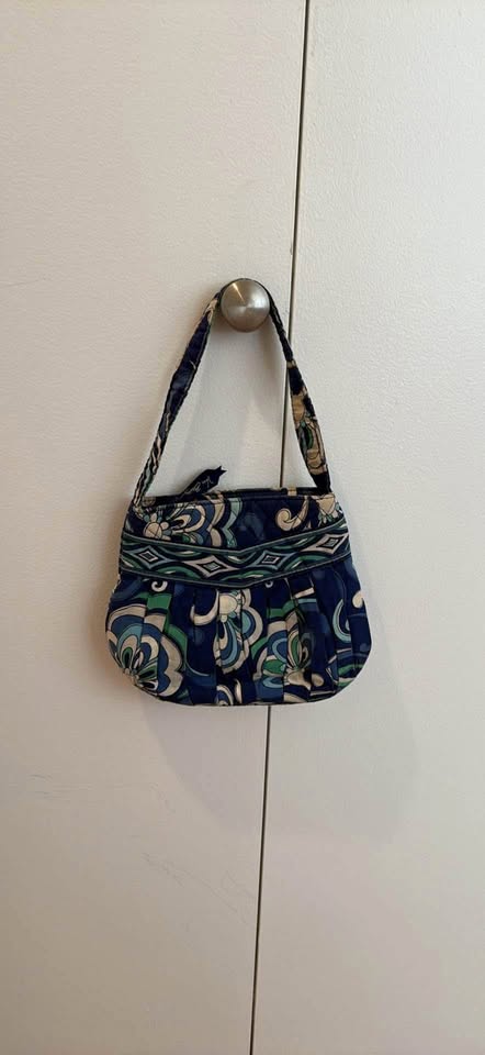Vera Bradley small handbag