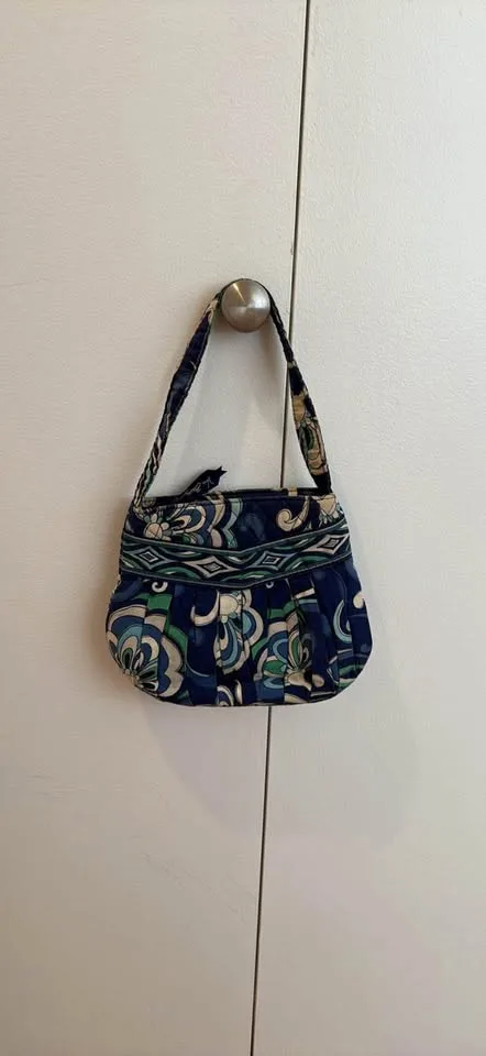 Vera Bradley small handbag thumbnail