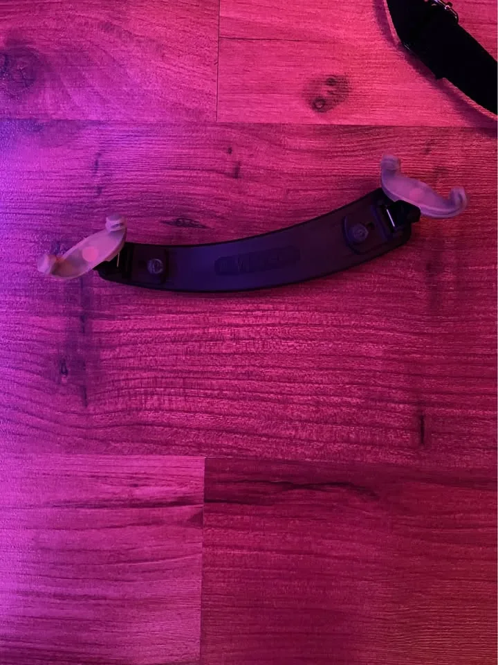 Violin and shoulder rest pad image indicator(4)