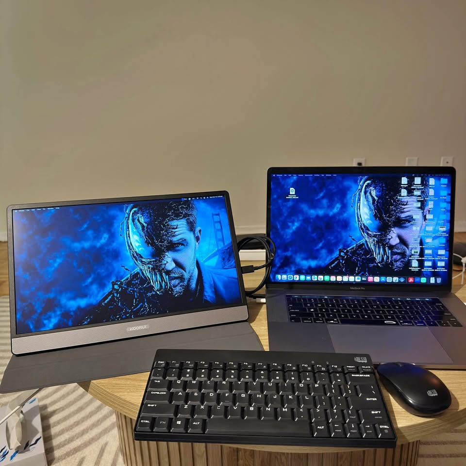 KOORUI - 15B1 - 1080p portable monitor - 15.6 inches