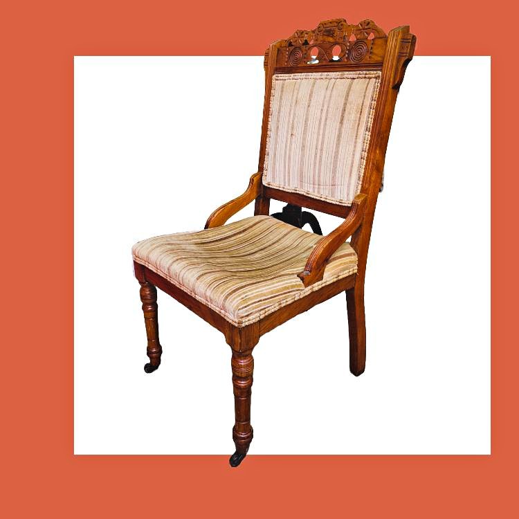 Antique Victorian Eastlake Carved Walnut Accent Chair 🪑
