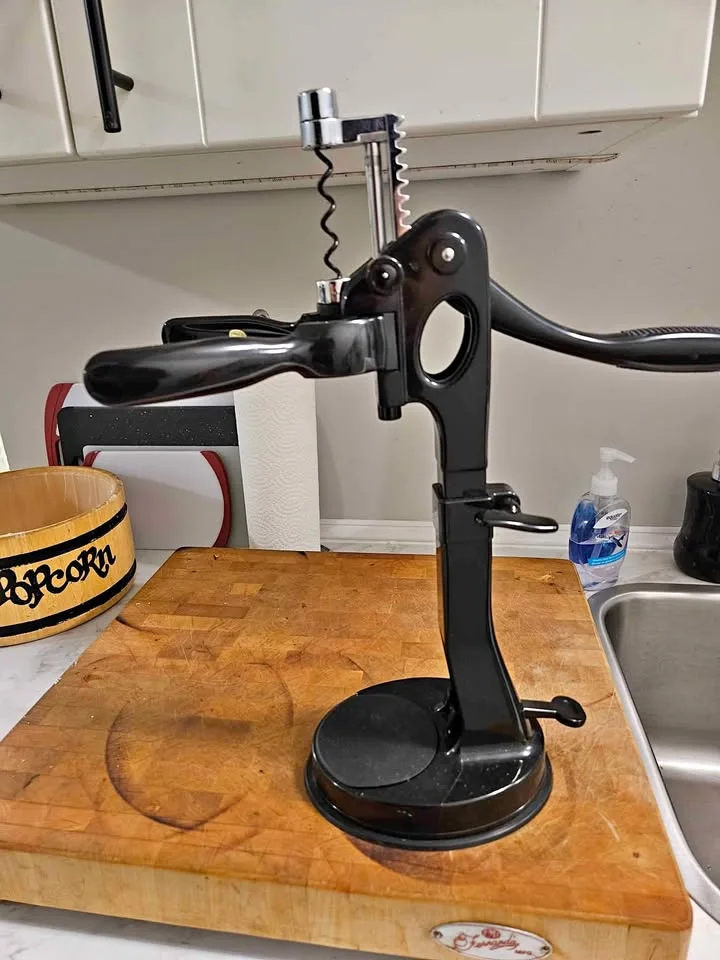 Godinger Standing Wine Bottle Opener