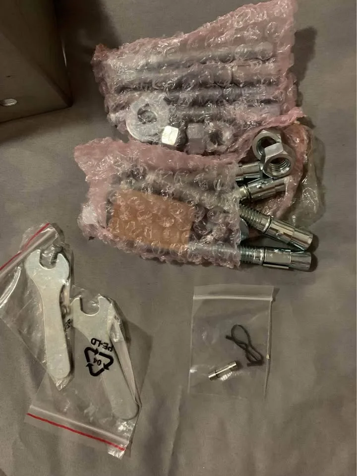 Floor Scale. Includes indicator, platform with ramp and printer image indicator(2)