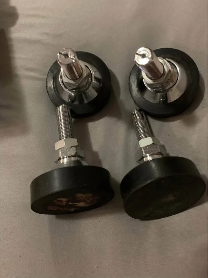 Floor Scale. Includes indicator, platform with ramp and printer image indicator(4)