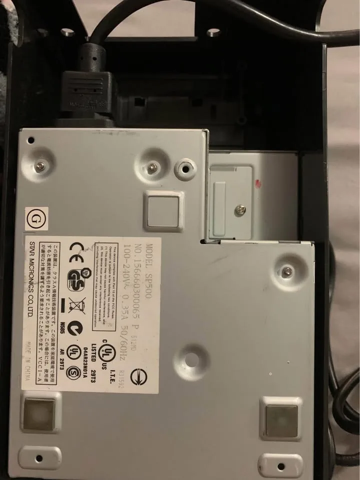 Floor Scale. Includes indicator, platform with ramp and printer image indicator(6)