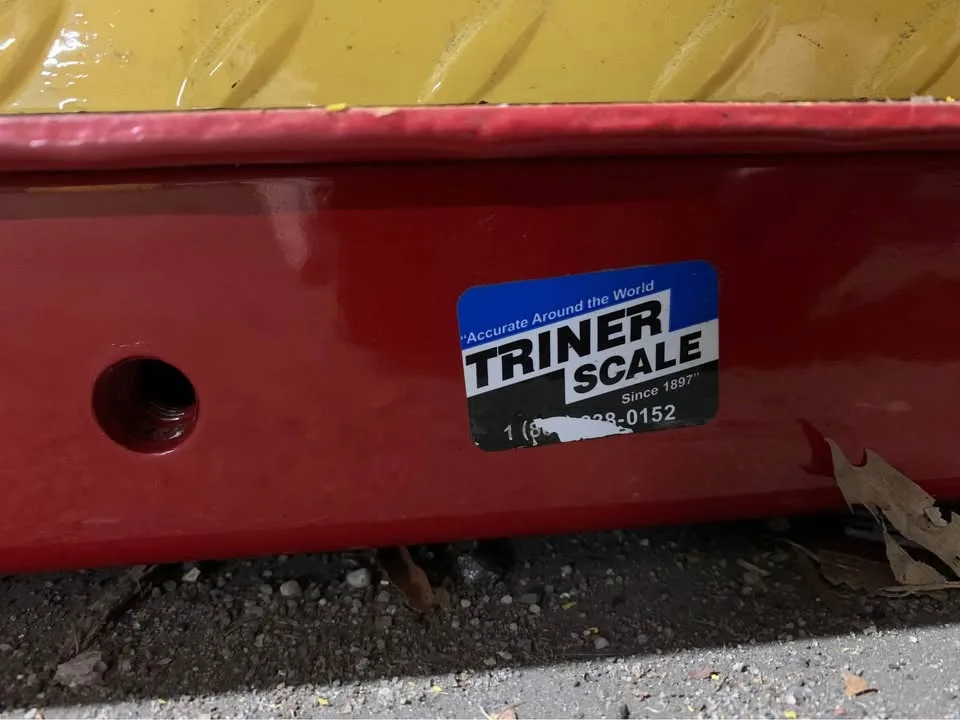 Floor Scale. Includes indicator, platform with ramp and printer image indicator(7)