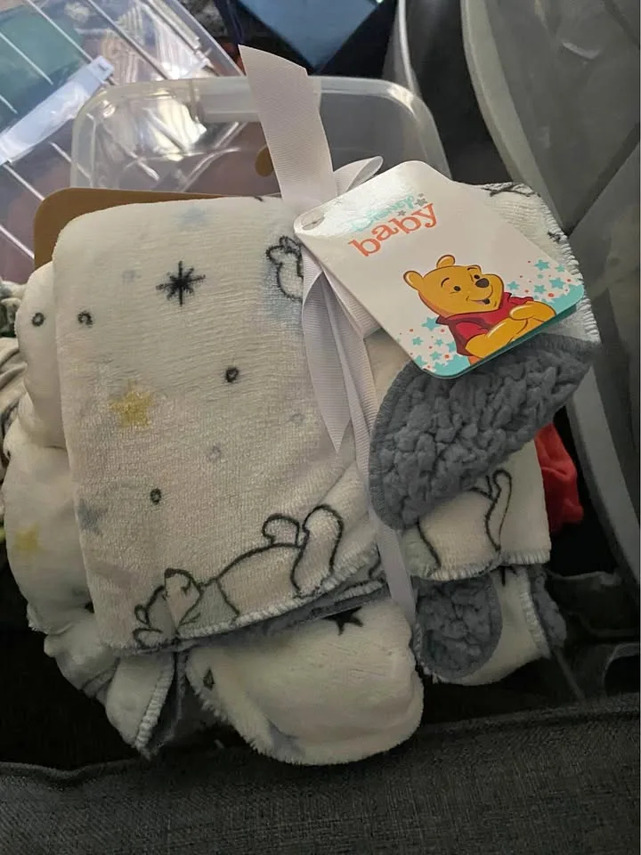 Baby Winnie the Pooh blanket thumbnail