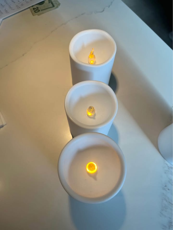 NWOT 4 LED pillars - flameless candles. 4” and 6” tall. - photo 4